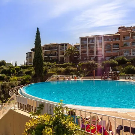 Apartment 3 Pieces Avec Terrasse Et Piscine A Saint-raphael - Fr-1-504-683